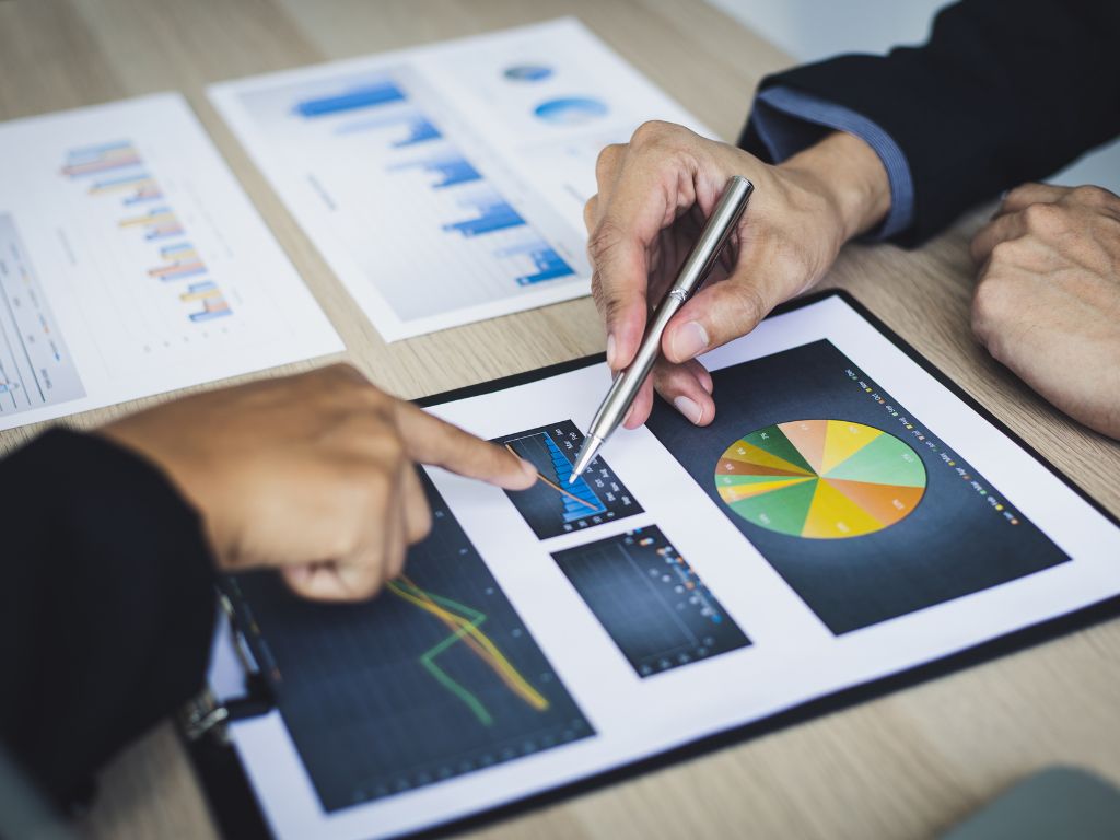 Na gestão financeira para corretoras, têm custos fixos que não podem ser ignorados: aluguel, folha de pagamento, sistemas, marketing.
