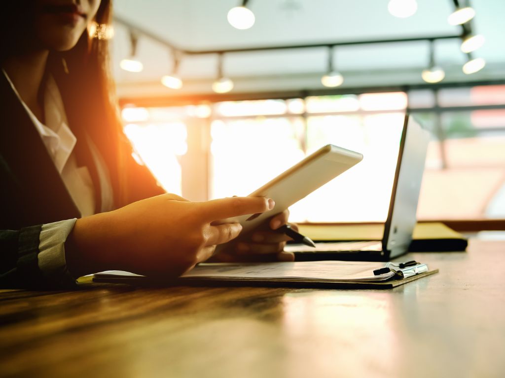 Plataforma White Label: entenda o que é e como utilizar em sua corretora de seguros