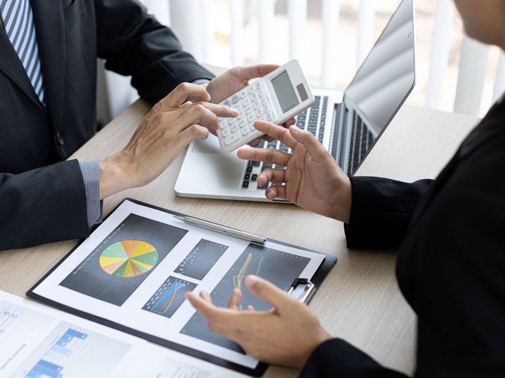 A Solução em Gestão Quiver foi desenvolvida especificamente para atender às necessidades de corretoras de seguros que buscam excelência em gestão de riscos através de tecnologia integrada e acessível.