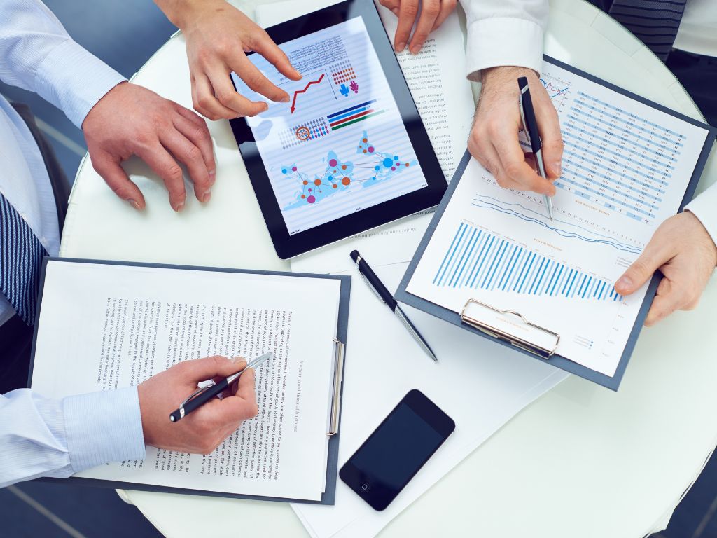 O sistema suporta expansão da carteira sem necessidade de aumentar proporcionalmente a equipe administrativa. Portanto, as corretoras crescem mantendo margens saudáveis e eficiência operacional, preparando-se para oportunidades futuras no mercado segurador.
